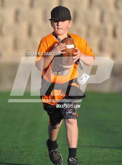 Thumbnail 1 in Pleasant Grove vs. Celina (UIL 4A Division 2 Region 2 Semifinal) photogallery.