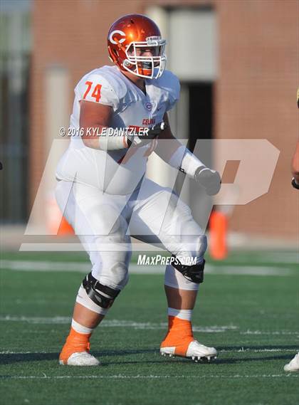 Thumbnail 1 in Pleasant Grove vs. Celina (UIL 4A Division 2 Region 2 Semifinal) photogallery.
