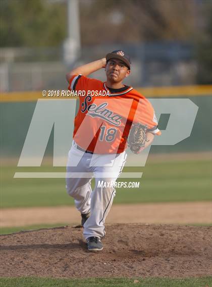 Thumbnail 1 in Dinuba @ Selma photogallery.
