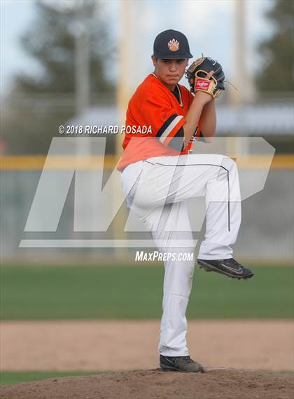 Thumbnail 2 in Dinuba @ Selma photogallery.
