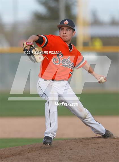 Thumbnail 1 in Dinuba @ Selma photogallery.