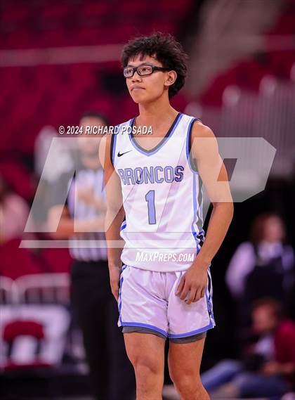 Thumbnail 1 in Sierra Canyon vs. Clovis North photogallery.