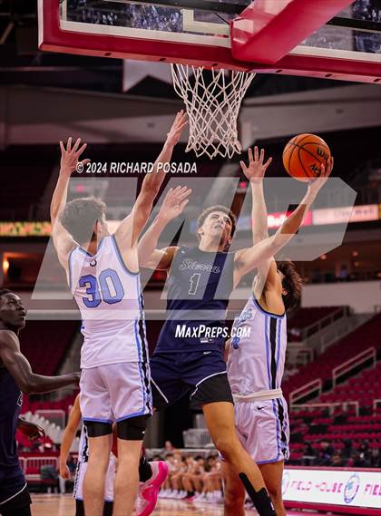 Thumbnail 3 in Sierra Canyon vs. Clovis North photogallery.
