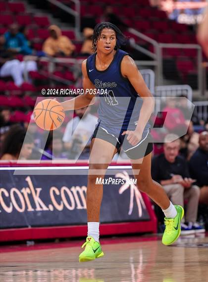 Thumbnail 2 in Sierra Canyon vs. Clovis North photogallery.