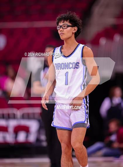 Thumbnail 2 in Sierra Canyon vs. Clovis North photogallery.