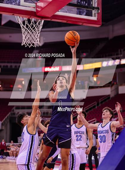 Thumbnail 3 in Sierra Canyon vs. Clovis North photogallery.