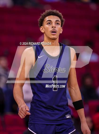 Thumbnail 3 in Sierra Canyon vs. Clovis North photogallery.