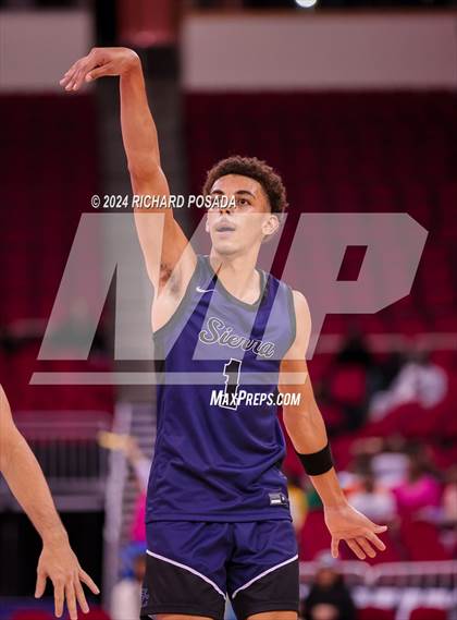 Thumbnail 1 in Sierra Canyon vs. Clovis North photogallery.