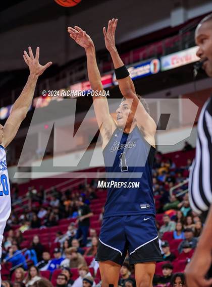 Thumbnail 2 in Sierra Canyon vs. Clovis North photogallery.