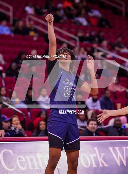 Thumbnail 3 in Sierra Canyon vs. Clovis North photogallery.