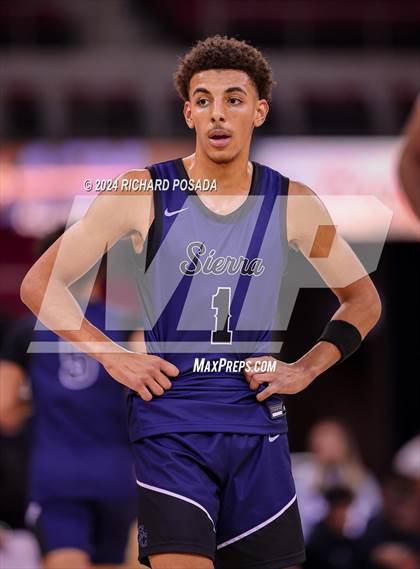 Thumbnail 1 in Sierra Canyon vs. Clovis North photogallery.