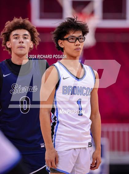 Thumbnail 3 in Sierra Canyon vs. Clovis North photogallery.