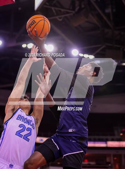 Thumbnail 2 in Sierra Canyon vs. Clovis North photogallery.