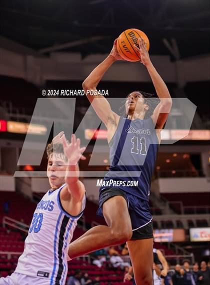 Thumbnail 3 in Sierra Canyon vs. Clovis North photogallery.