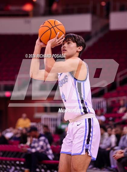 Thumbnail 3 in Sierra Canyon vs. Clovis North photogallery.