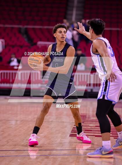 Thumbnail 3 in Sierra Canyon vs. Clovis North photogallery.