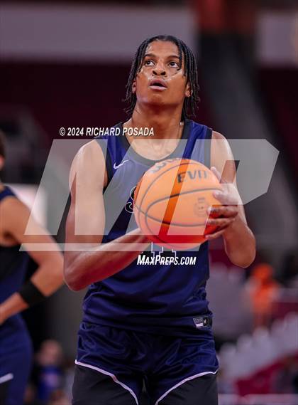 Thumbnail 3 in Sierra Canyon vs. Clovis North photogallery.