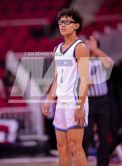 Thumbnail 3 in Sierra Canyon vs. Clovis North photogallery.