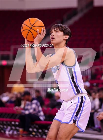 Thumbnail 2 in Sierra Canyon vs. Clovis North photogallery.