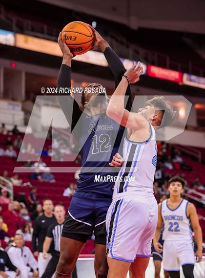 Thumbnail 3 in Sierra Canyon vs. Clovis North photogallery.