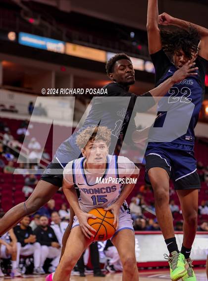 Thumbnail 2 in Sierra Canyon vs. Clovis North photogallery.