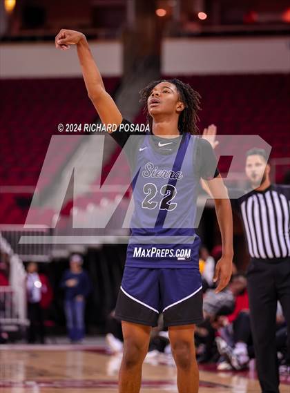 Thumbnail 2 in Sierra Canyon vs. Clovis North photogallery.