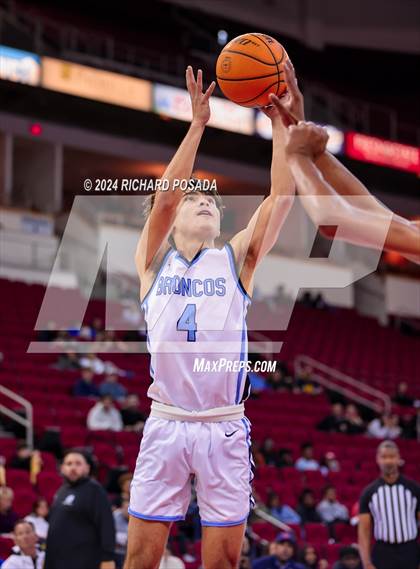 Thumbnail 3 in Sierra Canyon vs. Clovis North photogallery.