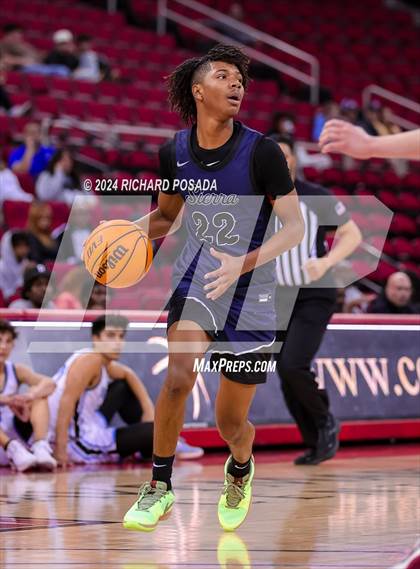 Thumbnail 3 in Sierra Canyon vs. Clovis North photogallery.