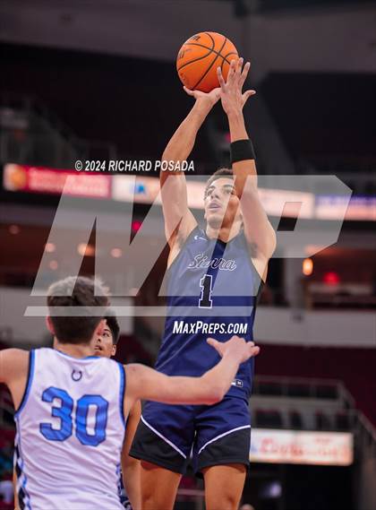 Thumbnail 2 in Sierra Canyon vs. Clovis North photogallery.