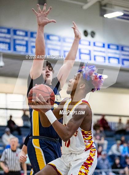 Thumbnail 2 in Howard Tech vs Webb School photogallery.