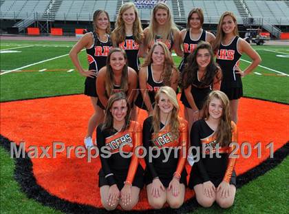 Thumbnail 2 in Ridgefield Football Team & Indivdual Photos photogallery.