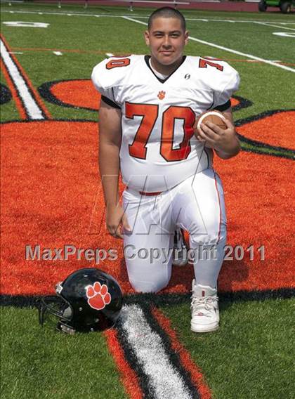 Thumbnail 2 in Ridgefield Football Team & Indivdual Photos photogallery.