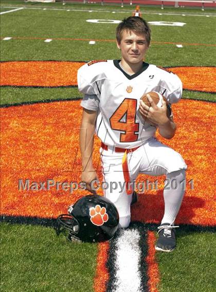 Thumbnail 1 in Ridgefield Football Team & Indivdual Photos photogallery.