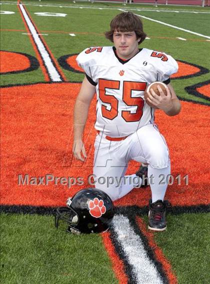 Thumbnail 1 in Ridgefield Football Team & Indivdual Photos photogallery.