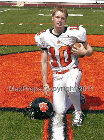 Thumbnail 1 in Ridgefield Football Team & Indivdual Photos photogallery.