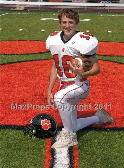 Thumbnail 1 in Ridgefield Football Team & Indivdual Photos photogallery.