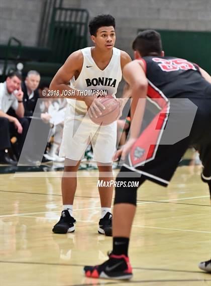 Thumbnail 3 in Ayala vs. Bonita photogallery.