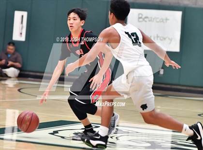 Thumbnail 1 in Ayala vs. Bonita photogallery.