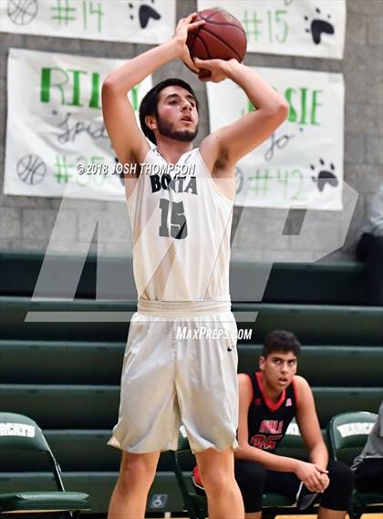 Thumbnail 3 in Ayala vs. Bonita photogallery.