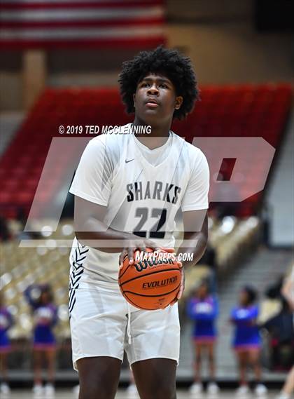 Thumbnail 3 in University vs Parkview (King Cotton Classic) photogallery.