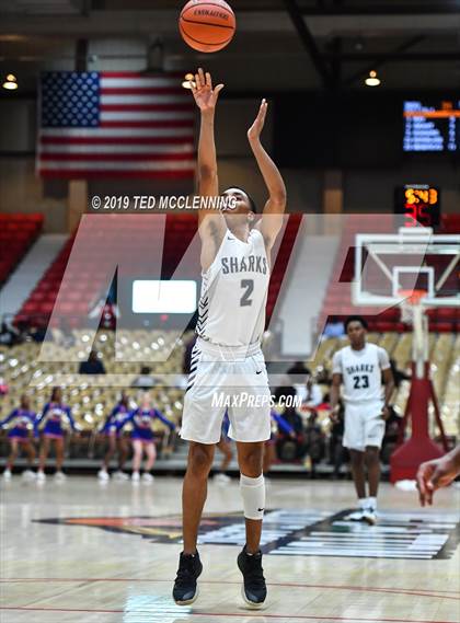 Thumbnail 3 in University vs Parkview (King Cotton Classic) photogallery.