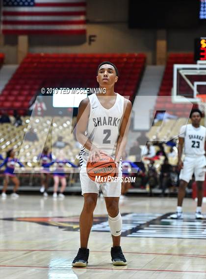 Thumbnail 1 in University vs Parkview (King Cotton Classic) photogallery.