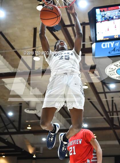 Thumbnail 2 in University vs Parkview (King Cotton Classic) photogallery.