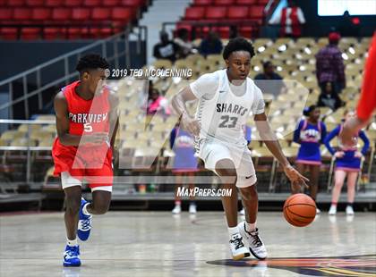 Thumbnail 1 in University vs Parkview (King Cotton Classic) photogallery.