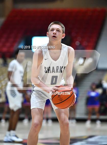 Thumbnail 3 in University vs Parkview (King Cotton Classic) photogallery.