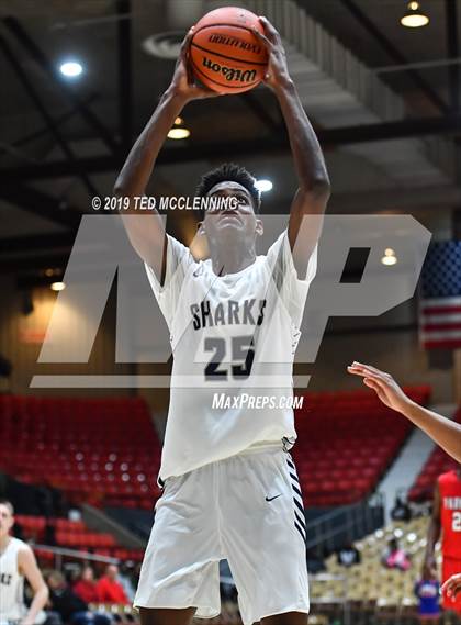 Thumbnail 3 in University vs Parkview (King Cotton Classic) photogallery.