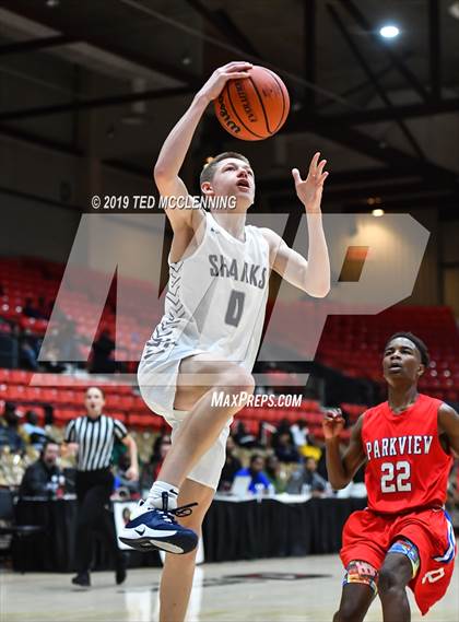 Thumbnail 3 in University vs Parkview (King Cotton Classic) photogallery.