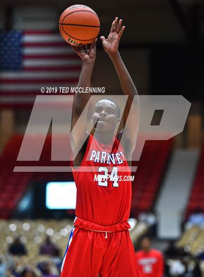 Thumbnail 3 in University vs Parkview (King Cotton Classic) photogallery.