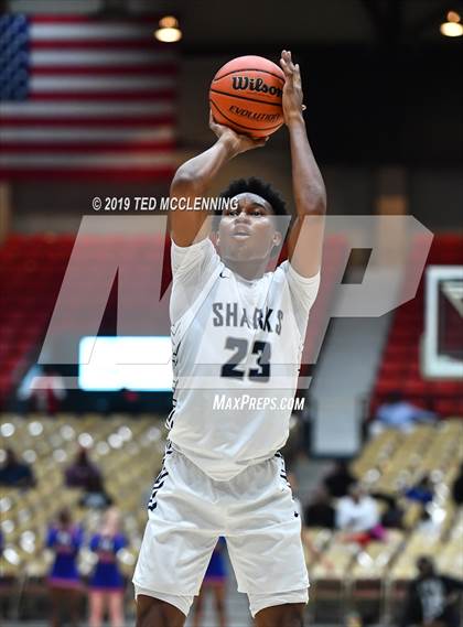 Thumbnail 1 in University vs Parkview (King Cotton Classic) photogallery.