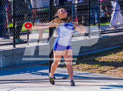 Thumbnail 2 in CHSAA 4A State Championships (Discus Final) photogallery.